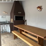 Área com churrasqueira